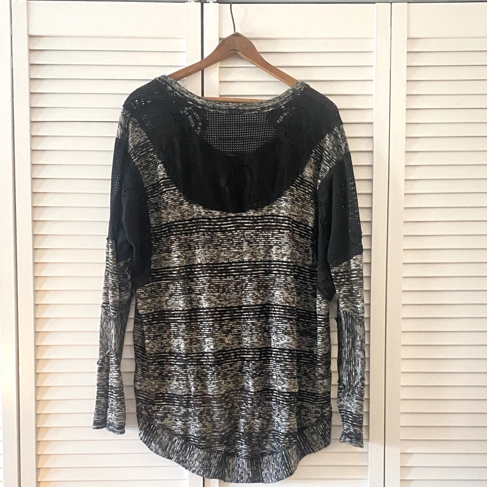 We the Free cozy marled v-neck knit tunic top